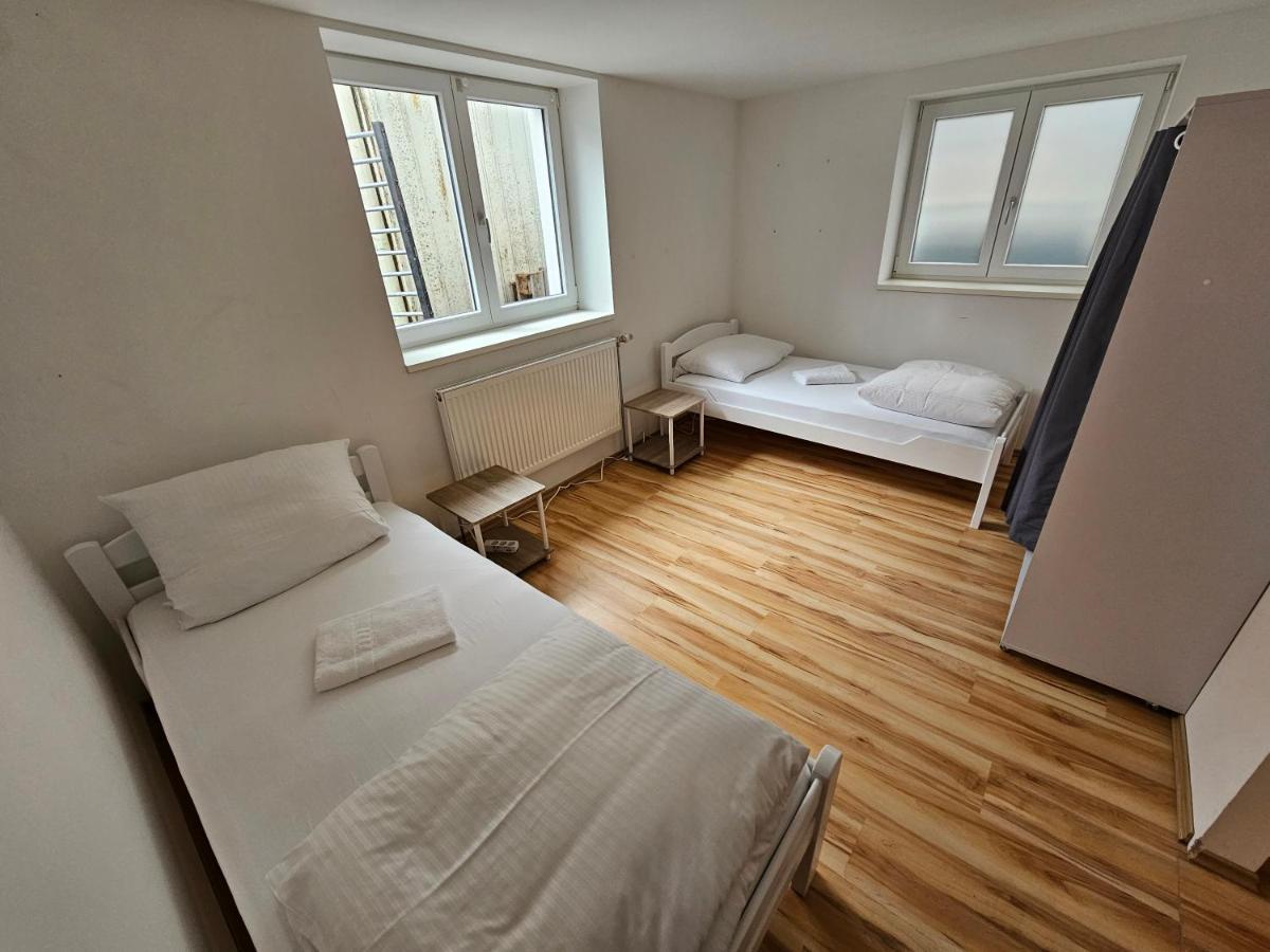 B76, Lauterach, Vorarlberg Apartments Экстерьер фото