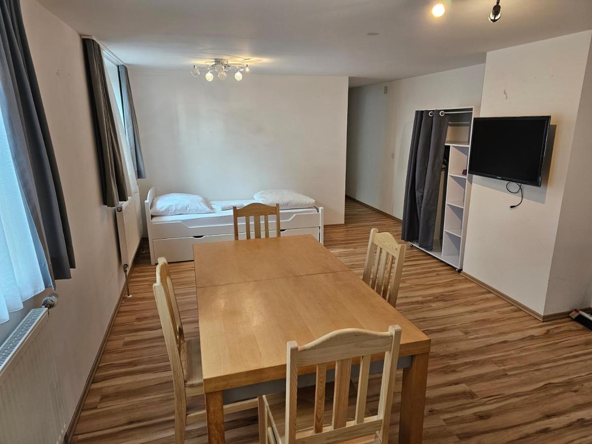 B76, Lauterach, Vorarlberg Apartments Экстерьер фото