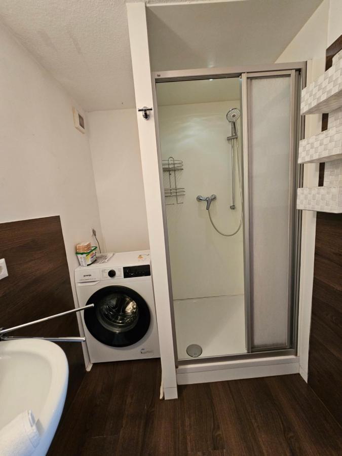 B76, Lauterach, Vorarlberg Apartments Экстерьер фото
